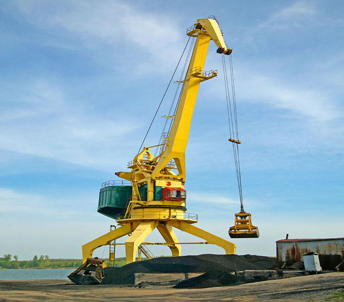 Portalul greu de încărcare Quayside Portal Mobile Luffing Port Crane.jpg Heavy Load Quayside Portal Mobile Luffing Port Crane.jpg